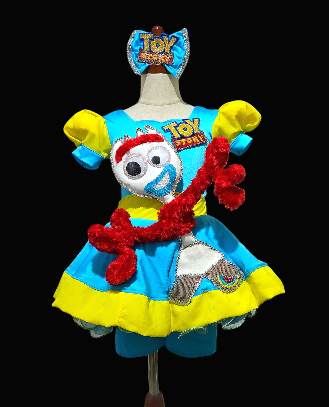 4/5 Lacy Ayala Forky OOC