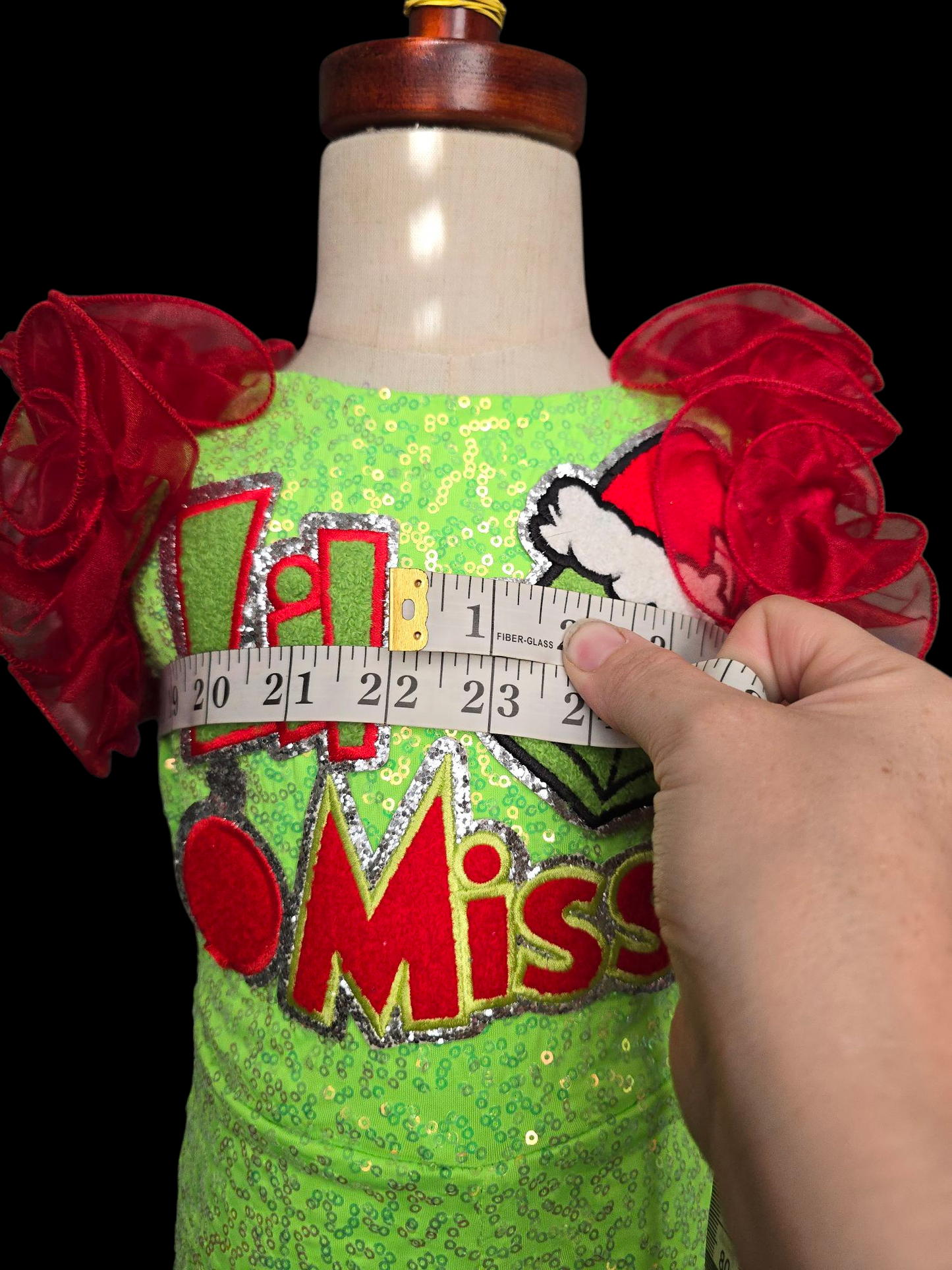 18/3 to 2/4 Parisian Bridal Grinchmas OOC