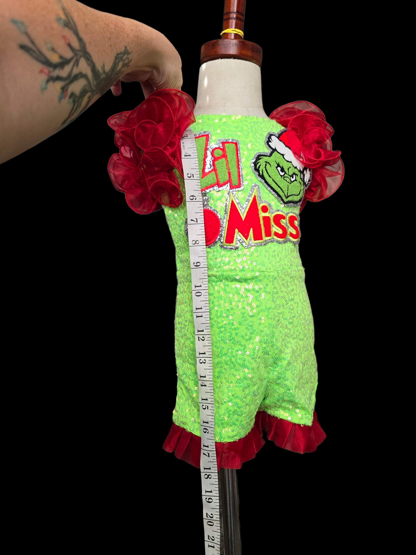 18/3 to 2/4 Parisian Bridal Grinchmas OOC