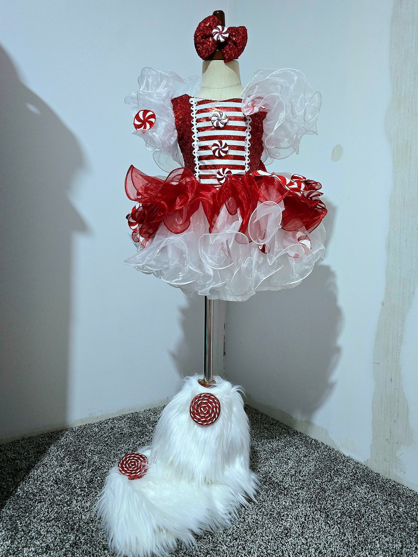 2/4t Parisian Bridal Candy Cane OOC