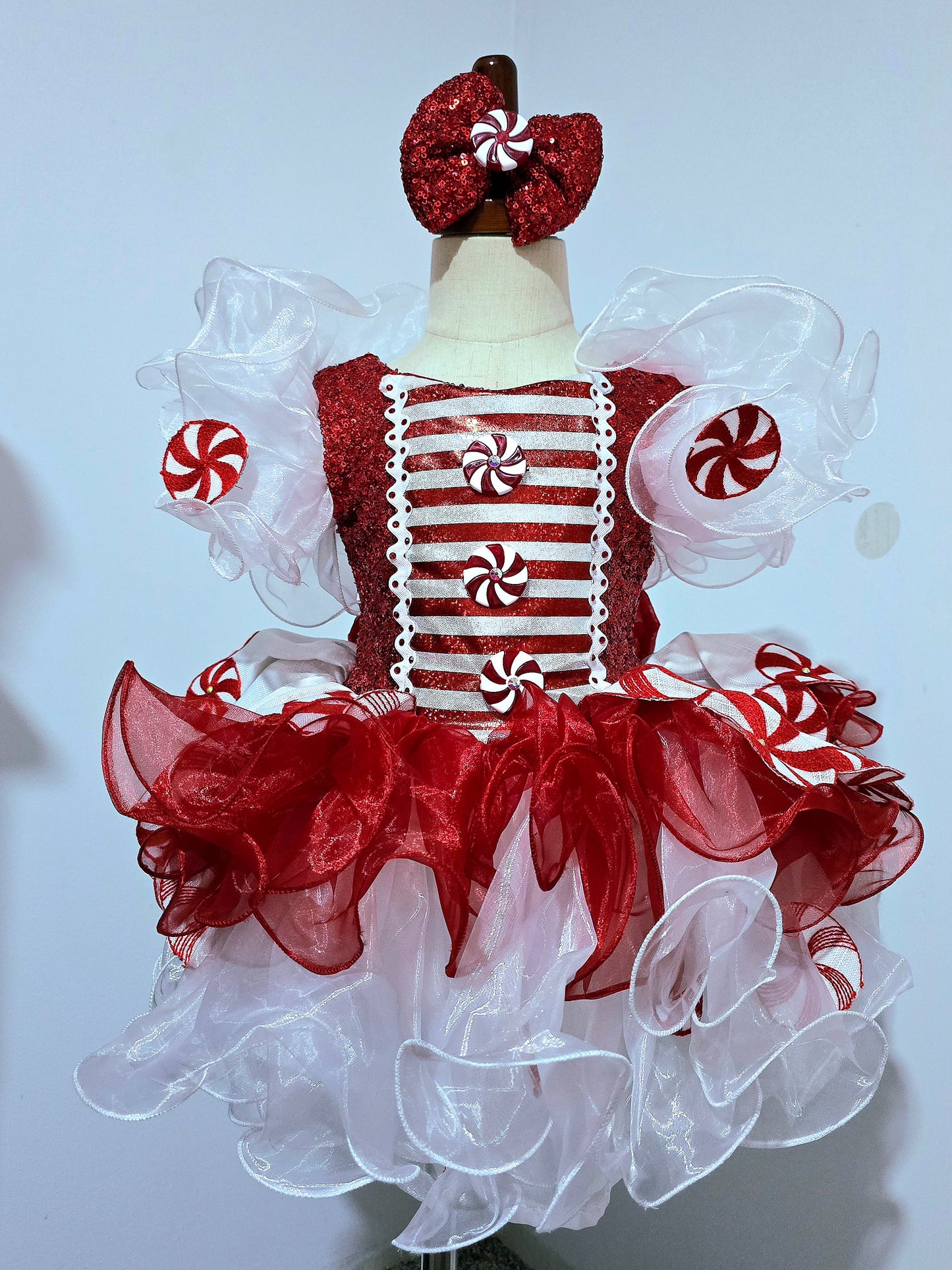 2/4t Parisian Bridal Candy Cane OOC