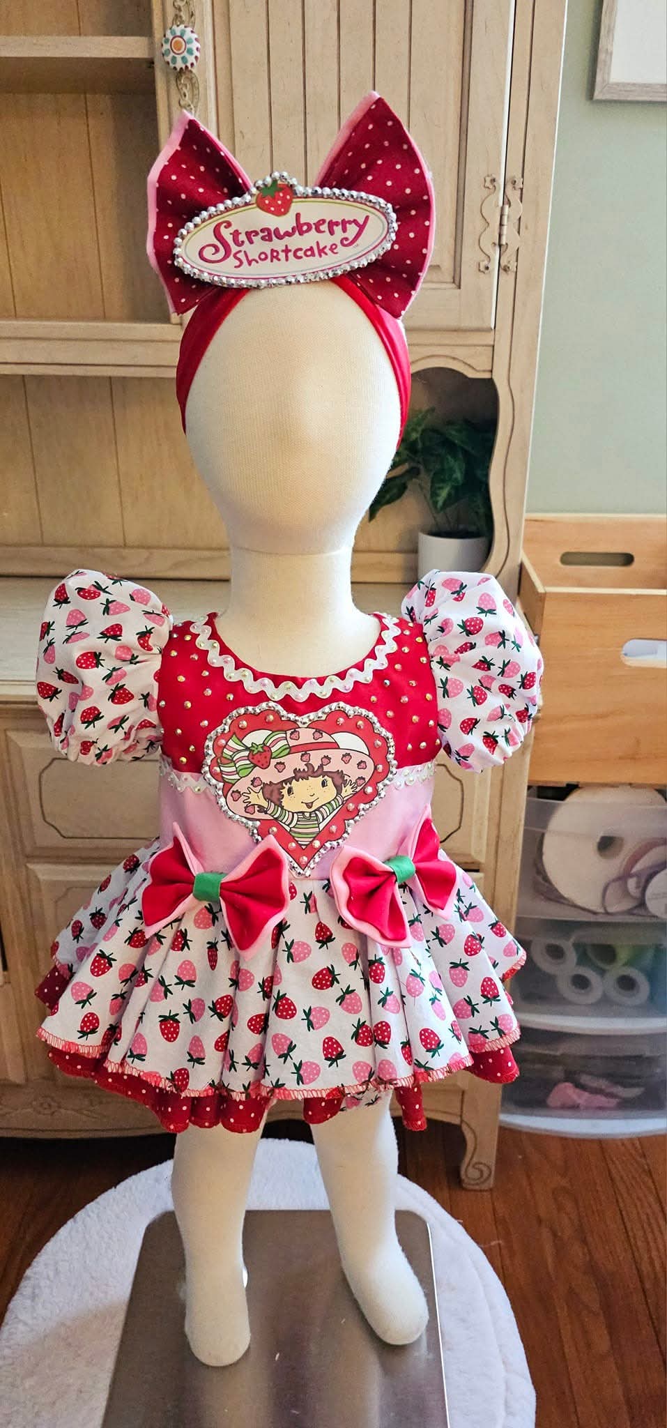 6/18m Strawberry Shortcake OOC