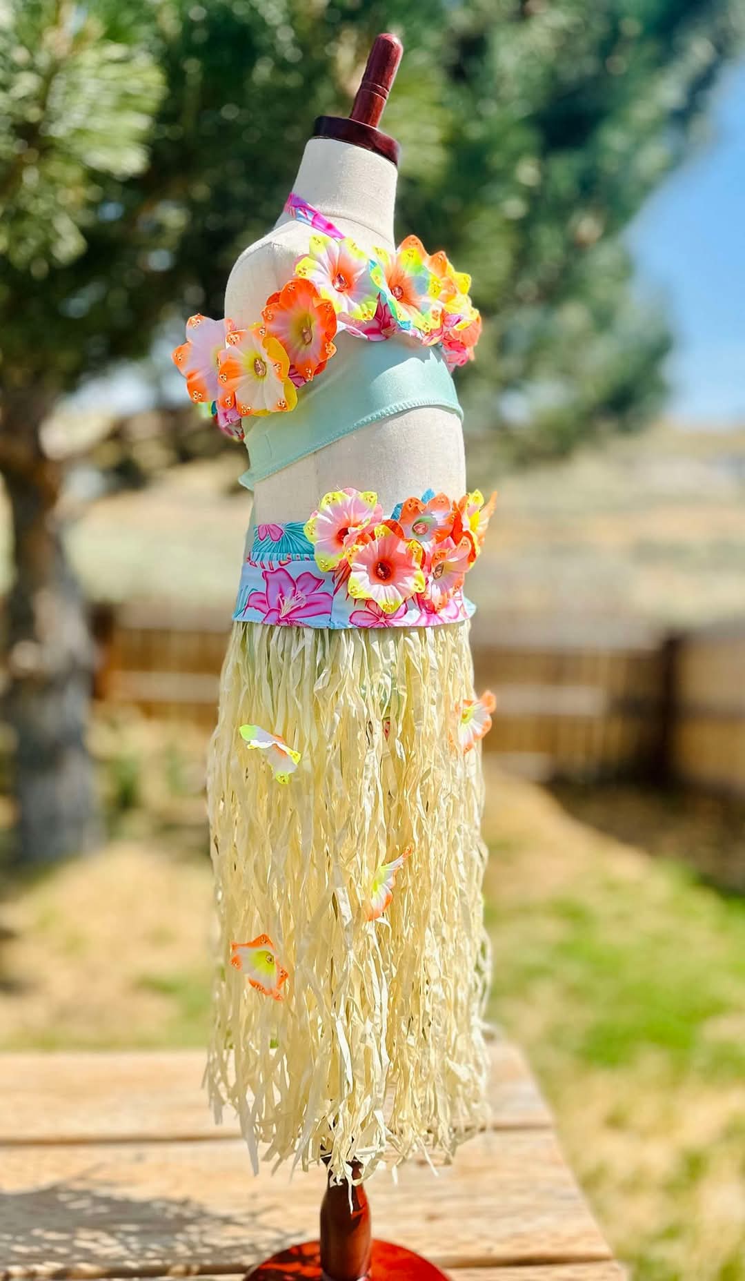 5/6T Borealis Customs "Hula Time" OOC