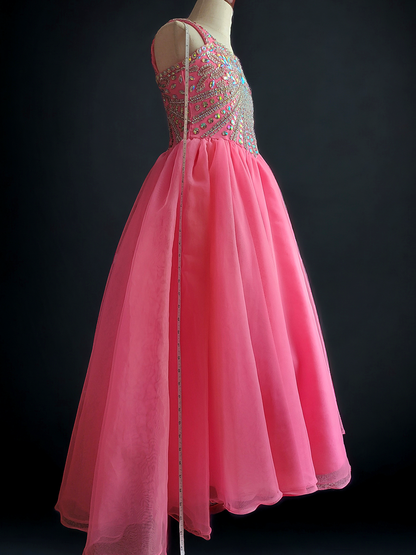 Youth 4 Pink Unique Fashions