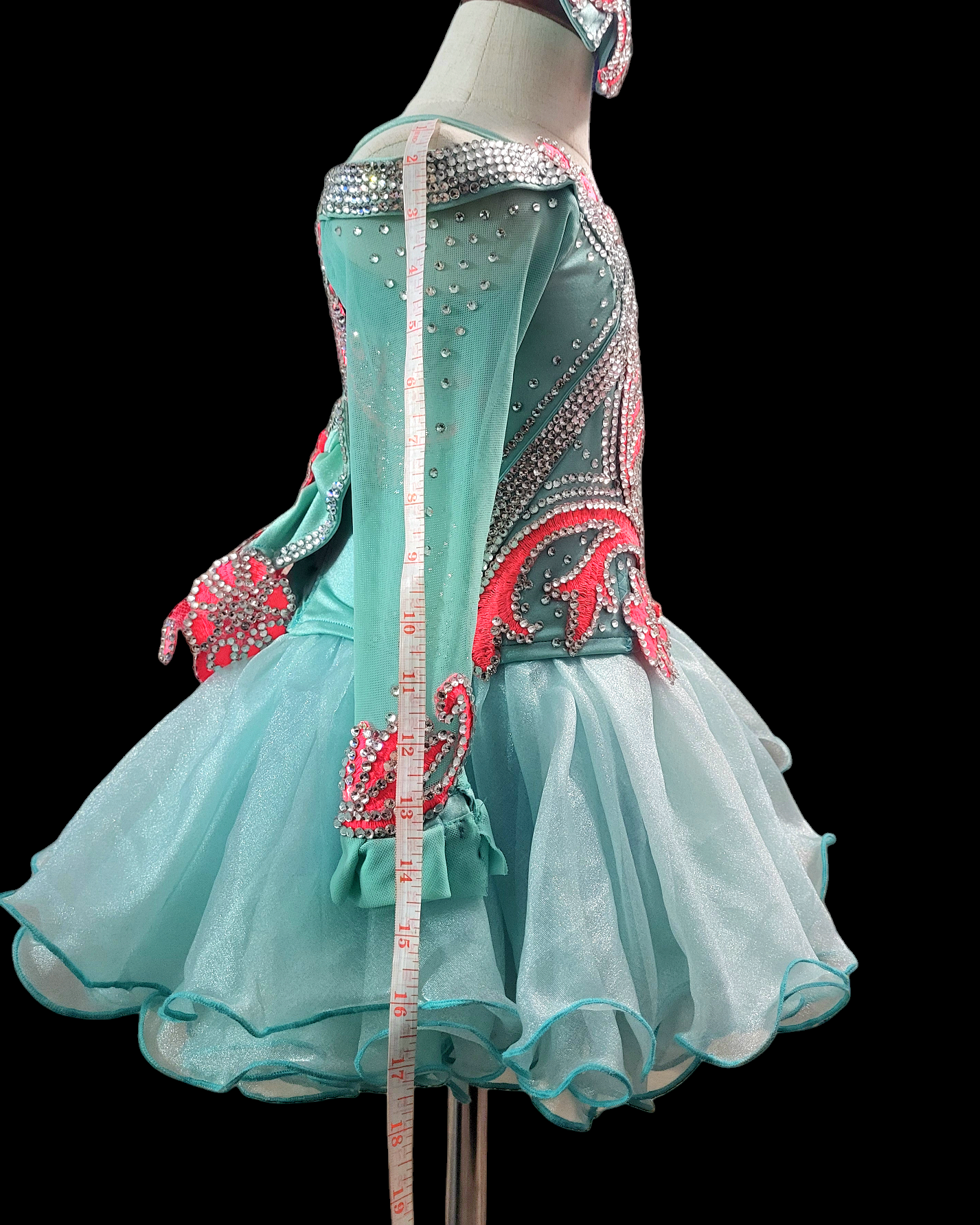 2/4 "Aqua Elegance" Lacy Ayala