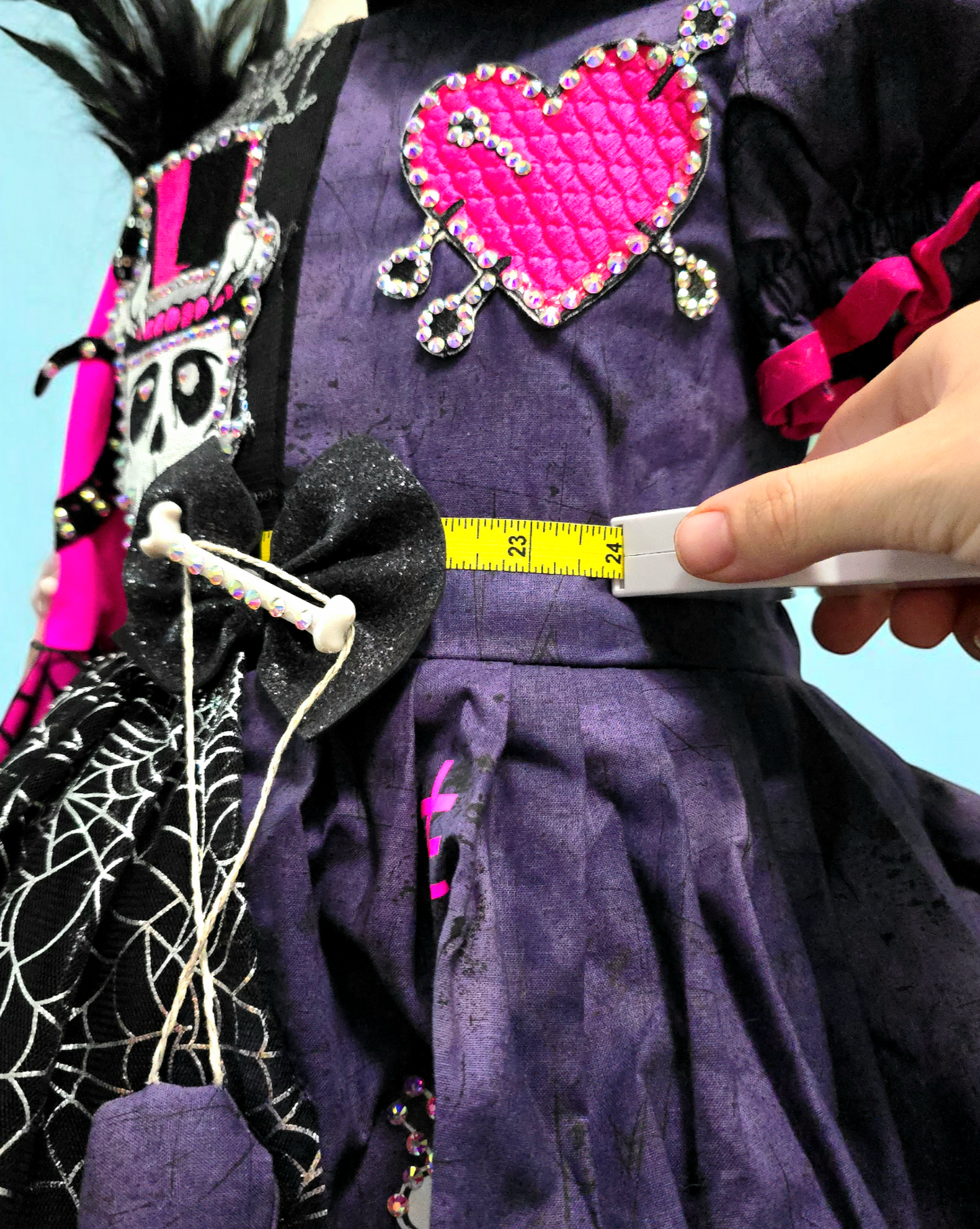 4/6 Voodoo Witch Doctor