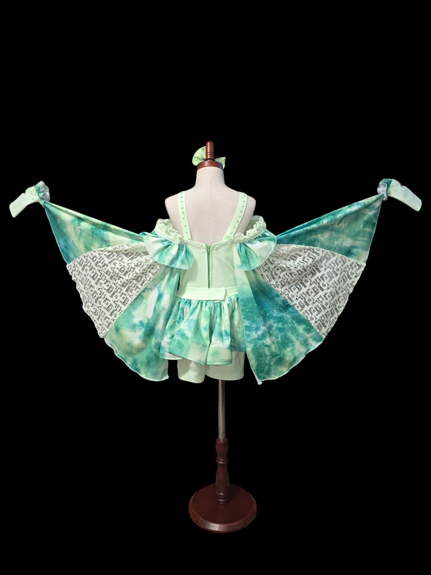 6/7 Spring Green Fun Fashion