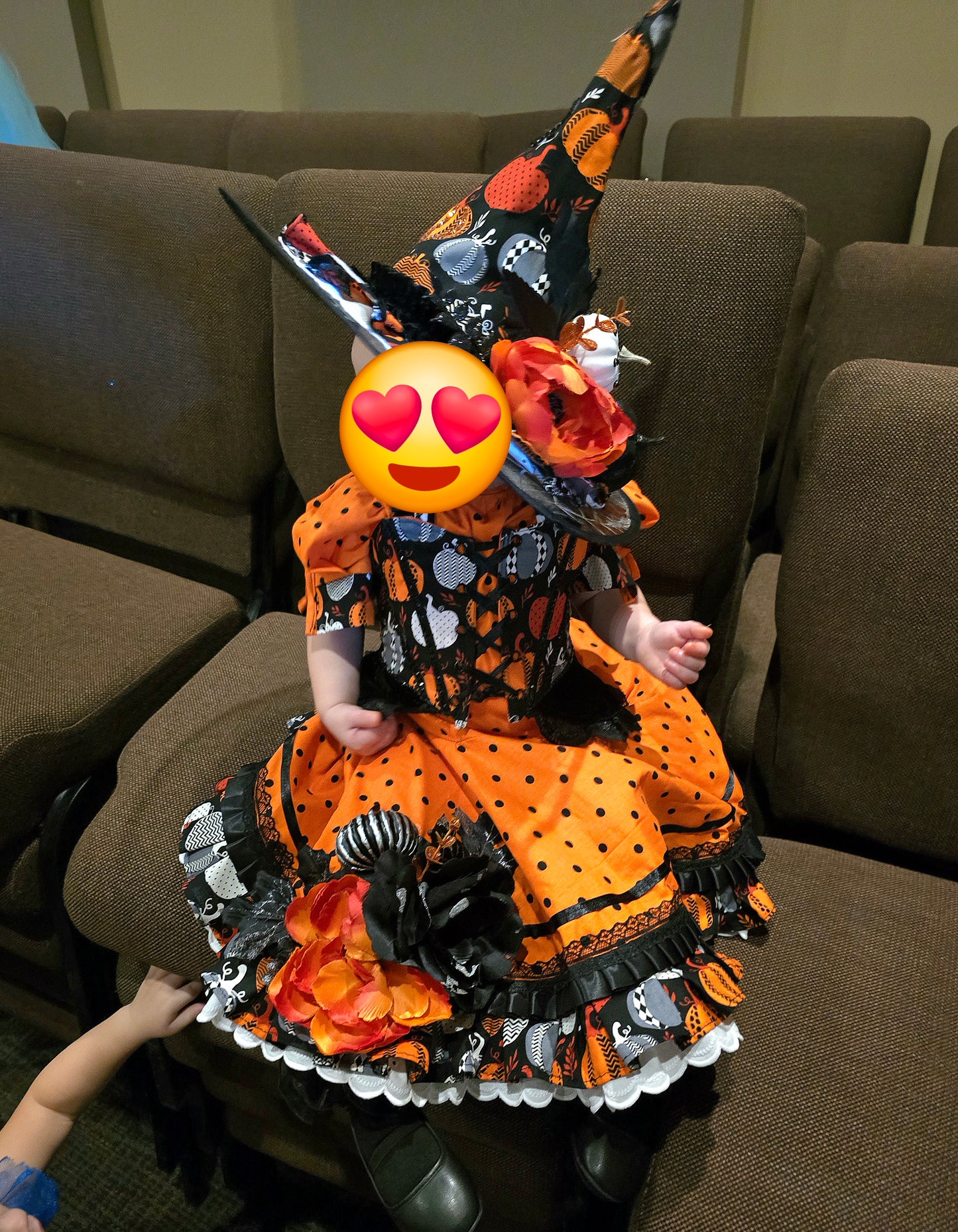 12/2 to 3/5 Borealis Customs Pumpkin Witch