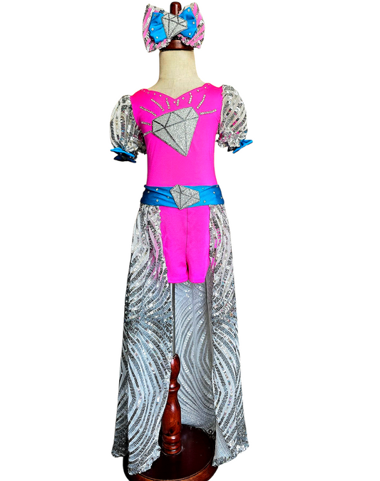 2/4 "Shine Bright" Diamond Fun Fashion/OOC