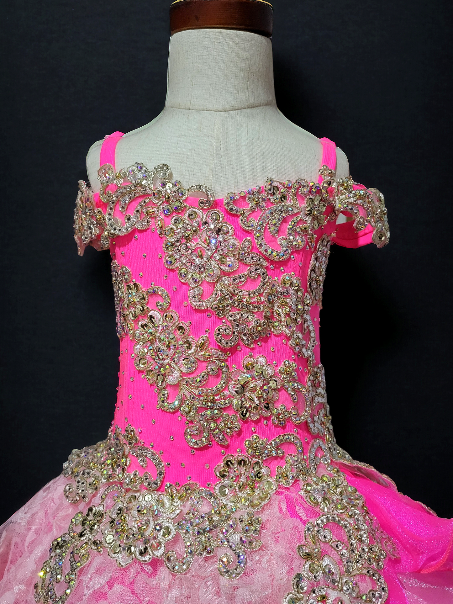 3/5 "Pink Passion" Gemics Ballgown