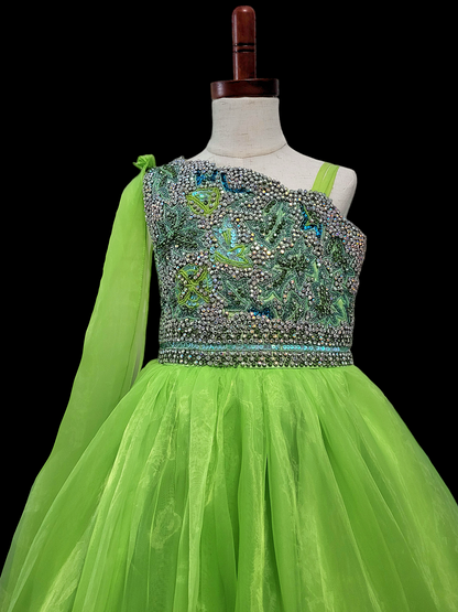 Youth 6 Lime Green DanDan Li