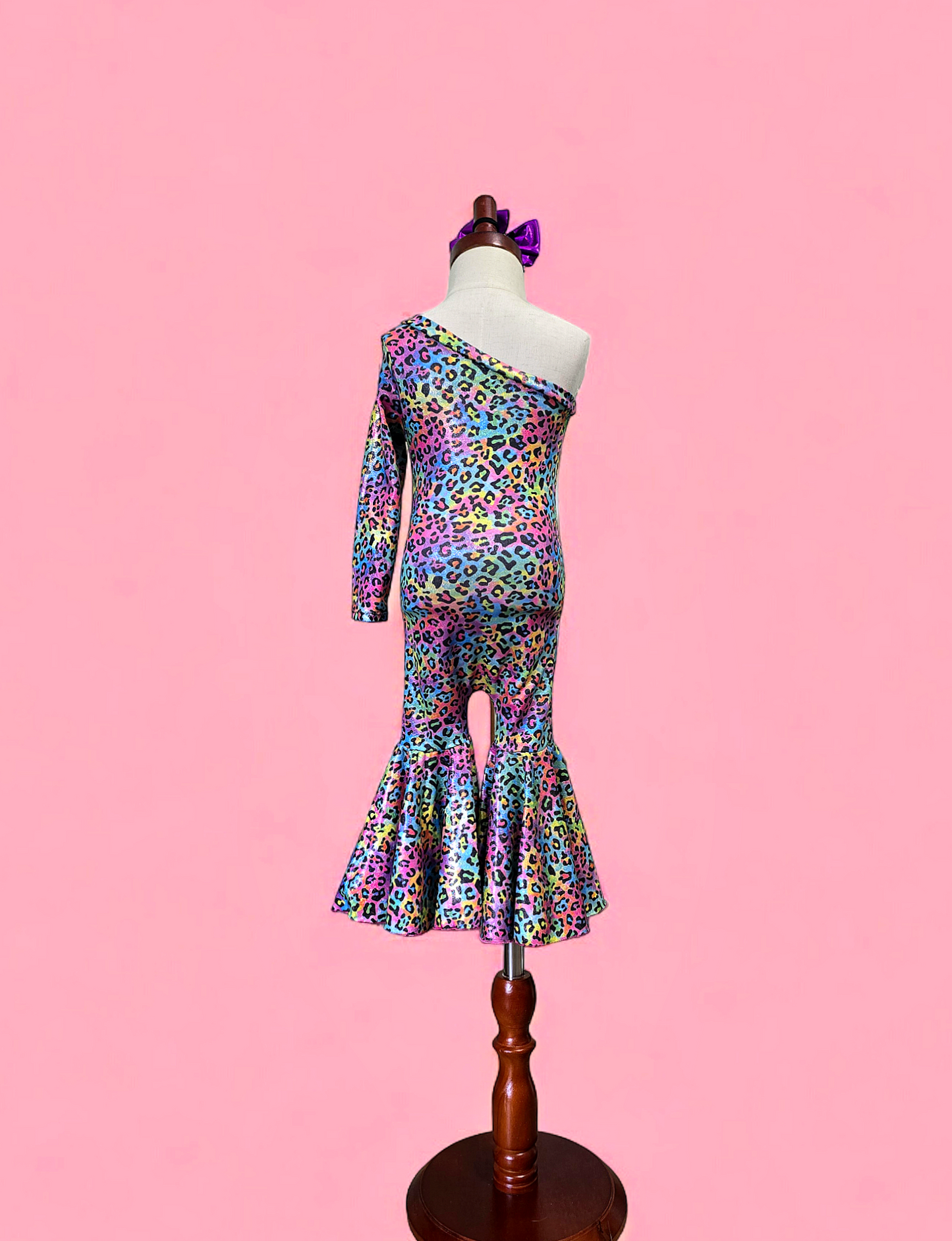 12/2 Lisa Frank OOC/Fun Fashion