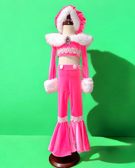 2/4 Pink Winter Wear