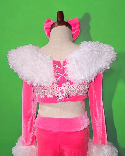 2/4 Pink Winter Wear