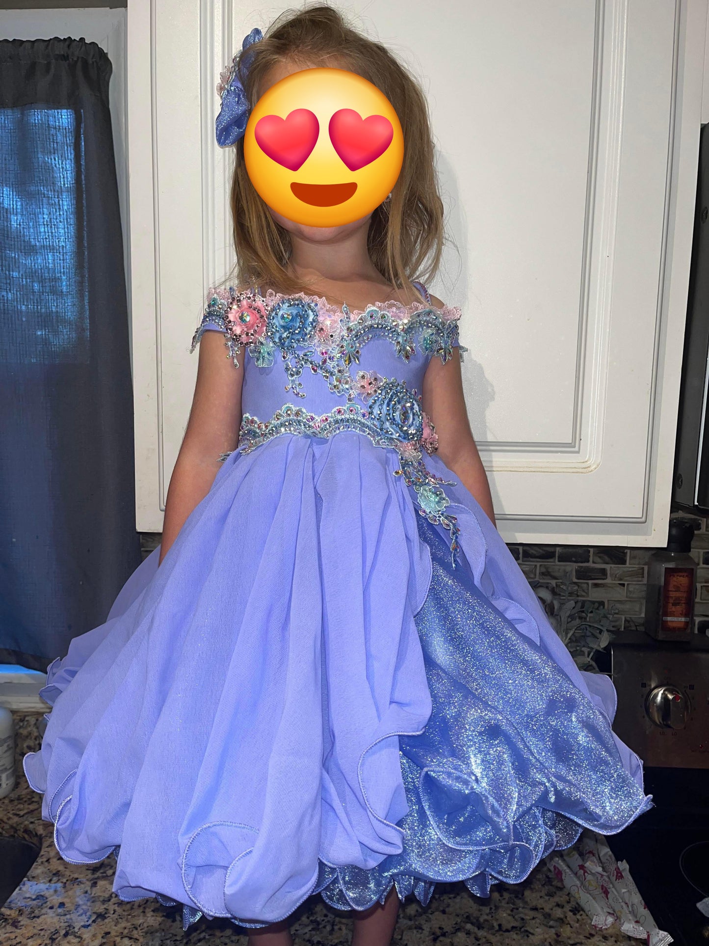 2/4 "Periwinkle Perfection" Glitzy Belle